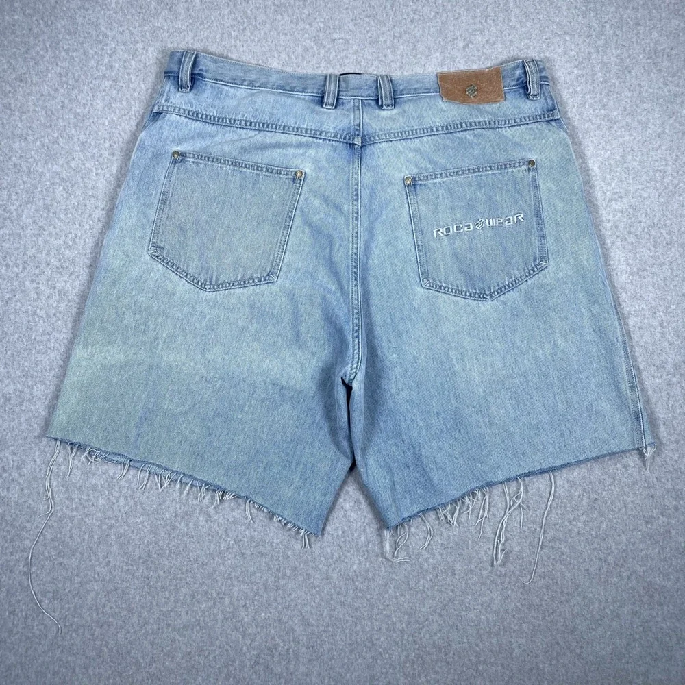 Rocawear Denim Shorts Mens 42 Light Wash Raw Hem Embroidered Logo Streetwear